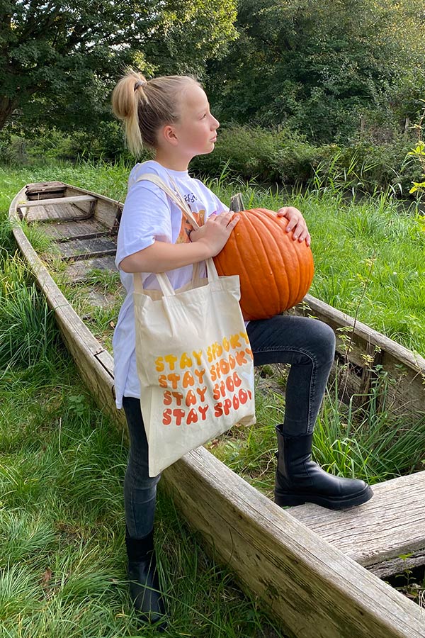 HEY ISI Stay Spooky Bag