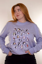 Lade das Bild in den Galerie-Viewer, Pinguin Sweater serene blue
