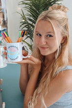 Lade das Bild in den Galerie-Viewer, STUDY NOW TASSE
